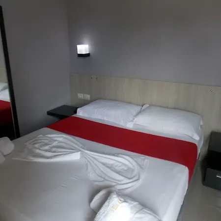 Mariksel 3* Ksamil